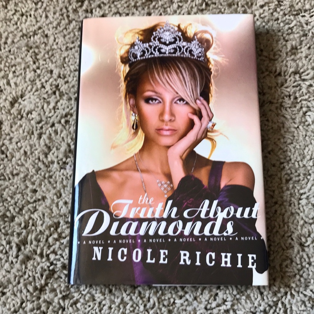 SIGNED by Nicole Richie! Truth about Diamonds book
